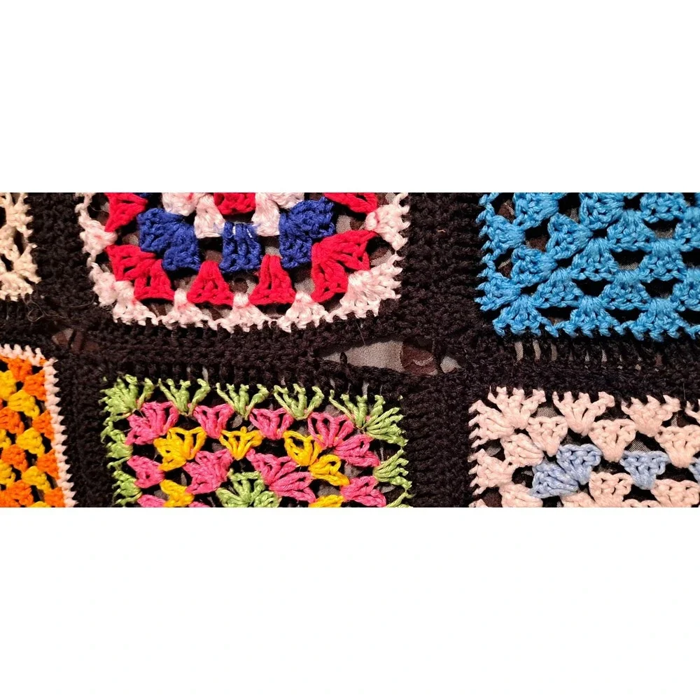 Vintage Handmade Granny Square Black Crochet Afghan 47